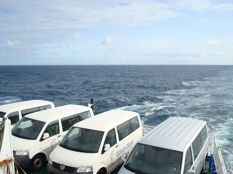 Logos Hope vans brave the high seas